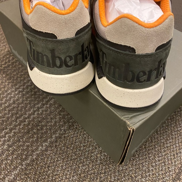 New Timberlands - Picture 4 of 5